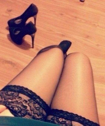 Хочешь провести незабываемое время в моей компании? Я готова исполнить все твои фантазии и желания. 💋 Мои услуги включают классический и эротический массаж, французский минет, глубокий анальный секс и многое другое. 😍
Я умею поддержать разговор на любую тему и создать непринужденную атмосферу. Мои клиенты говорят, что я идеальная подруга на одну ночь. 💕 Хочешь проверить мои сексуальные навыки и нежные прикосновения? Тогда не теряй времени и свяжись со мной прямо сейчас! 📞
Посмотри мои фото в профиле 💃, чтобы убедиться в моей красоте и сексапильности. Уверяю, что ты не пожалеешь о своем выборе. Я сделаю все, чтобы ты ощутил безумное удовольствие и релаксацию. 🌟
Так не медли, приезжай ко мне в Москву и позволь себе по-настоящему расслабиться и испытать непревзойденное блаженство. Жду тебя, чтобы принести в твою жизнь огонь и страсть! 🔥💦 4766, 36 лет