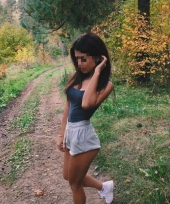 Живу в Москве и рада предложить тебе широкий спектр услуг. Позволь мне удовлетворить все твои желания и фантазии. У тебя есть возможность оценить мои прекрасные фото, которые только подчеркивают мои соблазнительные формы. Мои клиенты всегда остаются довольными и возвращаются ко мне снова. 🔥 Не теряй время - забронируй встречу со мной прямо сейчас и окунись в мир наслаждения и страсти! ✨ 4806, 22 года